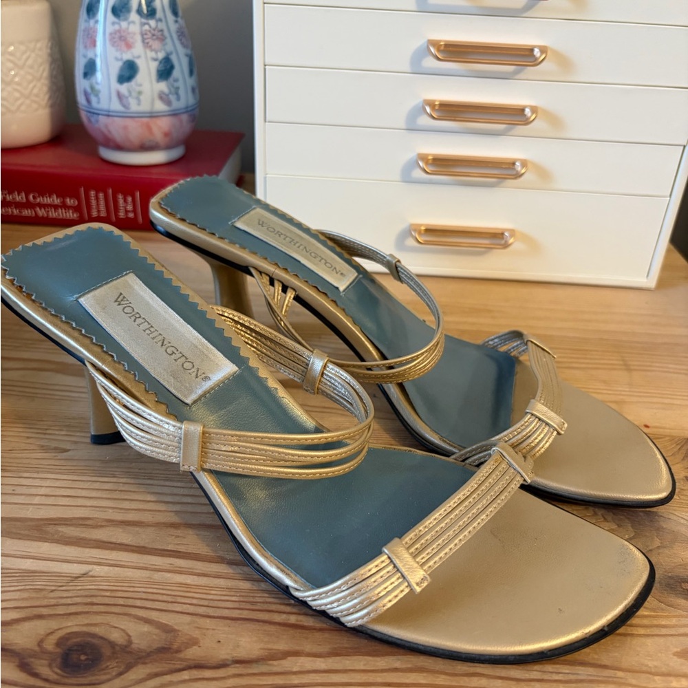 Worthington Metallic Gold Vintage Leather Heeled Strappy Sandals Size 7